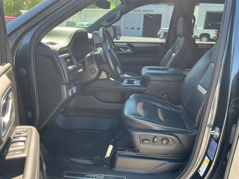 Certified 2021 GMC Yukon AT4 w/ Technology Package AWD/4WD image 5