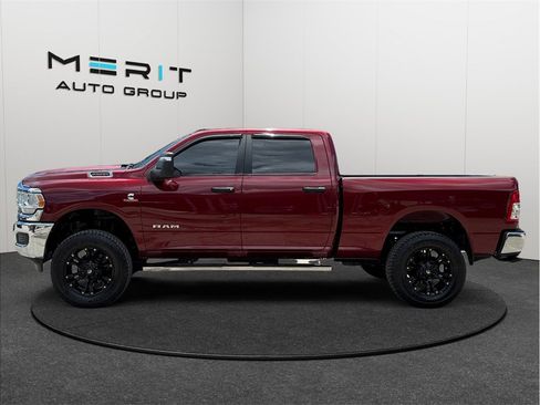 Used 2023 RAM 2500 Big Horn AWD/4WD image 5