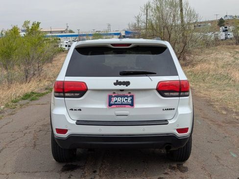 Used 2019 Jeep Grand Cherokee Laredo image 6