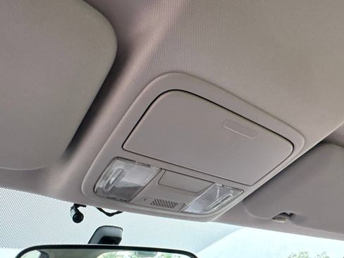 Used 2008 Honda CR-V LX image 25