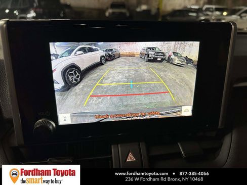 Used 2025 Toyota RAV4 XLE image 23
