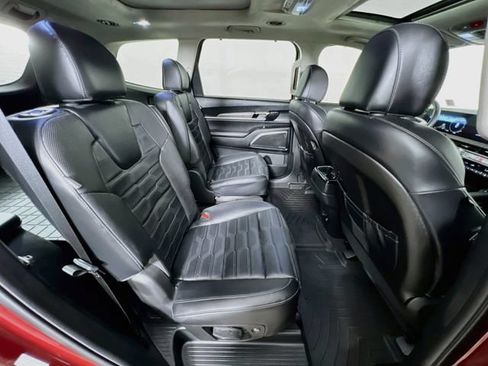 Used 2024 Kia Telluride SX Prestige AWD/4WD image 44