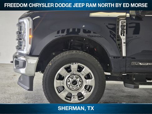 Used 2025 Ford F350 Lariat w/ Chrome Package image 6