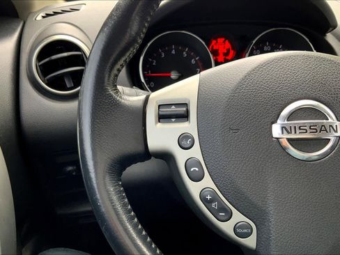 Used 2009 Nissan Rogue SL w/ Leather Pkg image 23