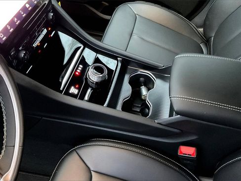 New 2025 Jeep Grand Cherokee Limited image 8