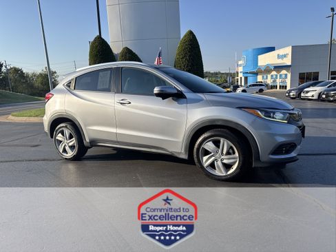 Used 2019 Honda HR-V EX image 1