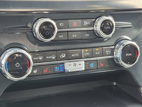 Used 2025 Ford F150 Lariat w/ Equipment Group 501A Mid AWD/4WD image 30
