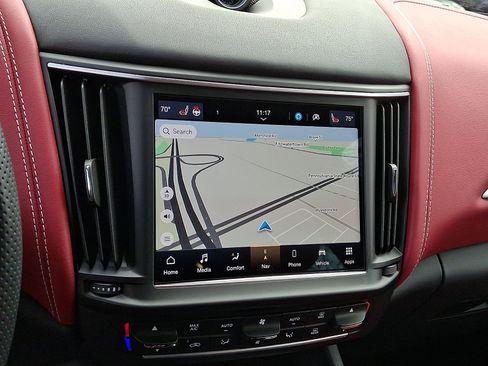 Certified 2022 Maserati Levante GT image 18