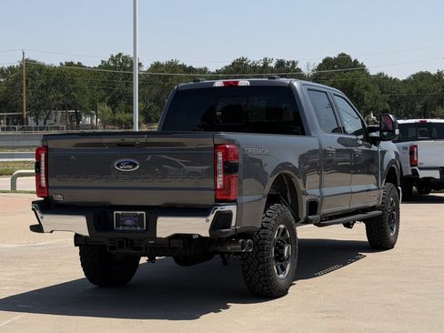 New 2026 Ford F250 Lariat w/ Tremor Off-Road Package AWD/4WD image 4