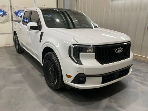 Used 2025 Ford Maverick Lobo image 1