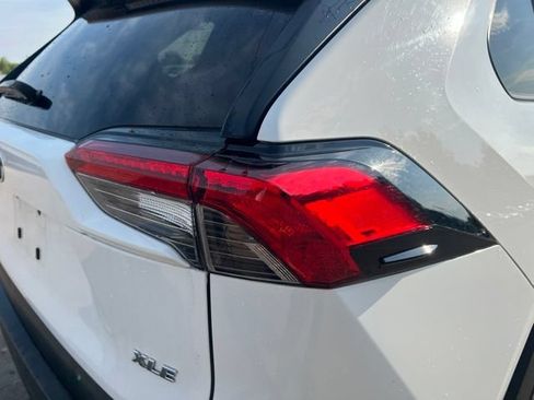 Used 2025 Toyota RAV4 XLE FWD image 12