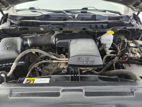 Used 2022 RAM 1500 Classic SLT w/ Electronics Group AWD/4WD image 35
