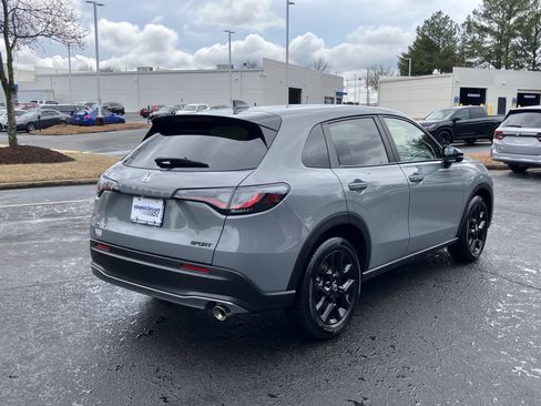 Used 2025 Honda HR-V Sport image 10