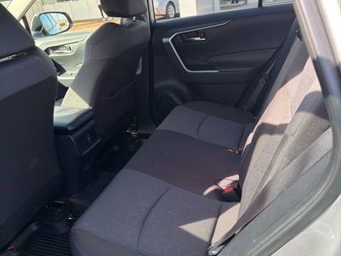 Used 2025 Toyota RAV4 XLE image 3