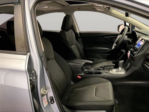 Used 2018 Subaru Impreza 2.0i Premium image 8