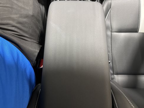 New 2026 Toyota Camry SE FWD image 13