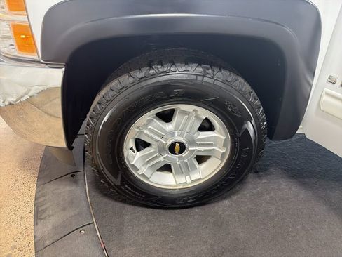 Used 2013 Chevrolet Silverado 1500 LT w/ All-Star Edition image 32