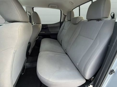Used 2019 Toyota Tacoma SR5 image 19