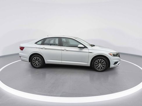 Used 2019 Volkswagen Jetta SEL FWD image 9
