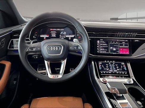 Used 2025 Audi RS Q8 performance AWD/4WD image 8