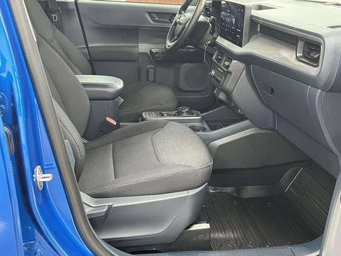 Used 2025 Ford Maverick XL FWD image 27