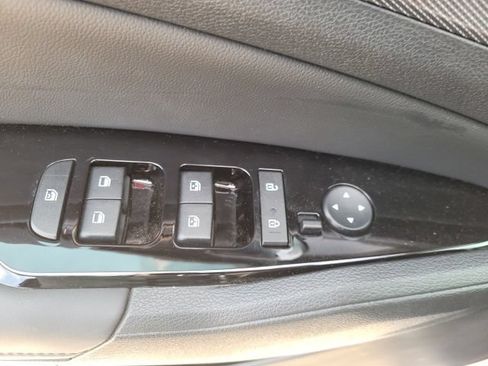 Used 2025 Kia Sportage SX AWD/4WD image 12