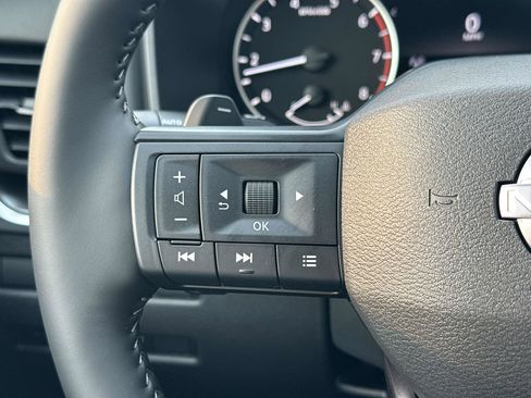 New 2026 Nissan Rogue SV w/ Cold Weather Package AWD/4WD image 38
