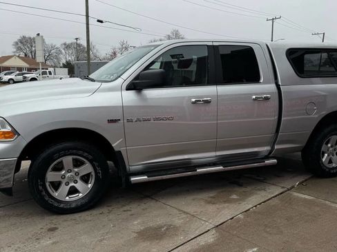 Used 2011 RAM 1500 Classic SLT w/ Remote Start & Security Group image 9