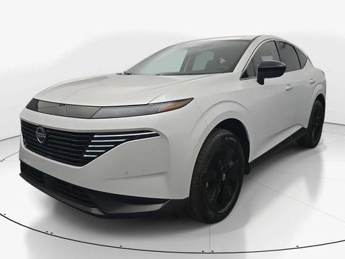 Used 2025 Nissan Murano SV image 3