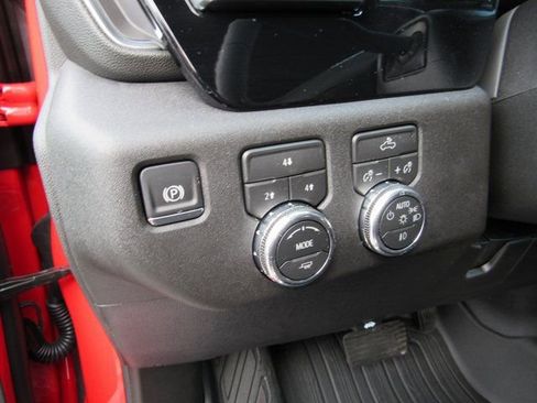 New 2026 GMC Sierra 2500 SLE w/ SLE Value Package; AWD/4WD image 15