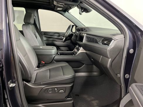 Certified 2024 GMC Yukon Denali AWD/4WD image 7