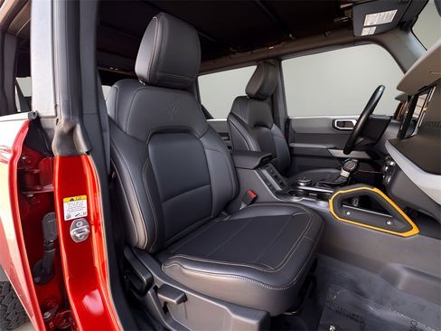 Used 2022 Ford Bronco Badlands image 26