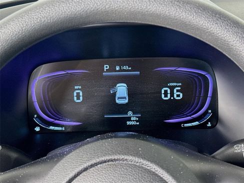 Certified 2025 Kia Soul LX w/ LX Technology Package FWD image 14