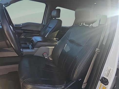 Used 2017 Ford F150 XLT w/ Equipment Group 302A Luxury image 27