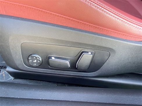 Certified 2025 BMW M440i Coupe w/ Premium Package image 22