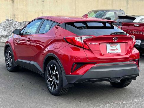 Certified 2021 Toyota C-HR XLE image 9