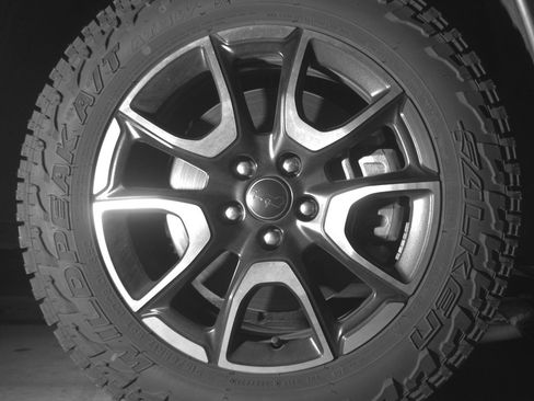 Used 2025 Jeep Compass Trailhawk AWD/4WD image 12