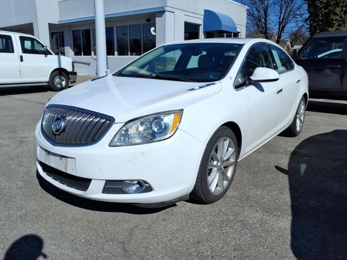 Used 2013 Buick Verano Leather image 2
