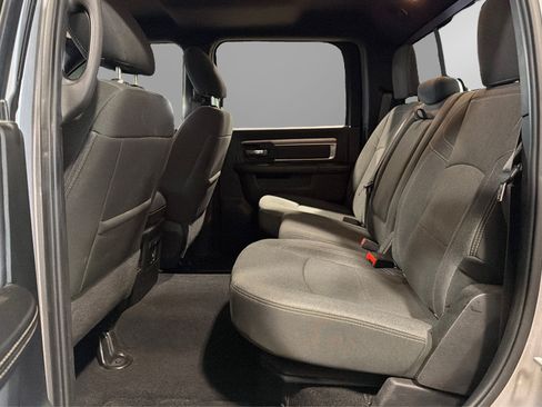 Used 2023 RAM 1500 Warlock AWD/4WD image 34