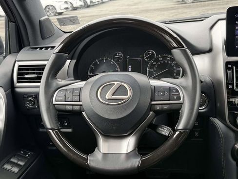 Used 2023 Lexus GX 460 Premium w/ Premium Plus Package AWD/4WD image 9