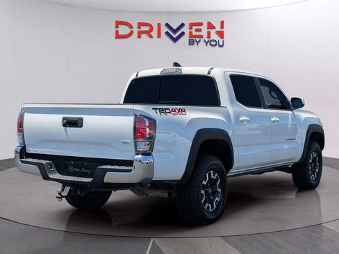 Used 2023 Toyota Tacoma TRD Off-Road AWD/4WD image 3