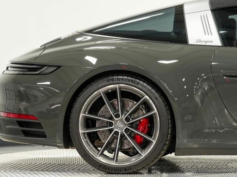 Used 2022 Porsche 911 Targa 4S image 21