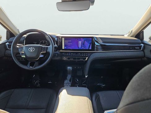 Used 2025 Toyota Camry XLE w/ Premium Package AWD/4WD image 11