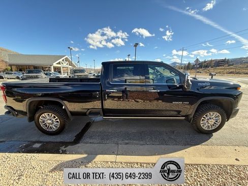 Used 2023 Chevrolet Silverado 3500 High Country image 6
