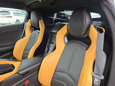 Used 2020 Chevrolet Corvette Stingray Preferred Cpe w/ 2LT Preferred Equipment Group image 9