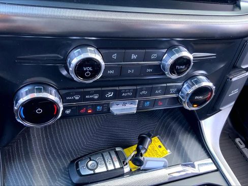 Used 2022 Ford F150 Platinum w/ Equipment Group 701A High image 31