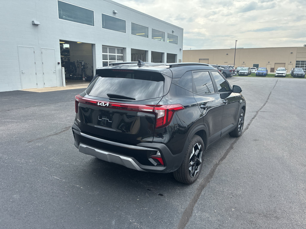 Used 2026 Kia Seltos S FWD image 7