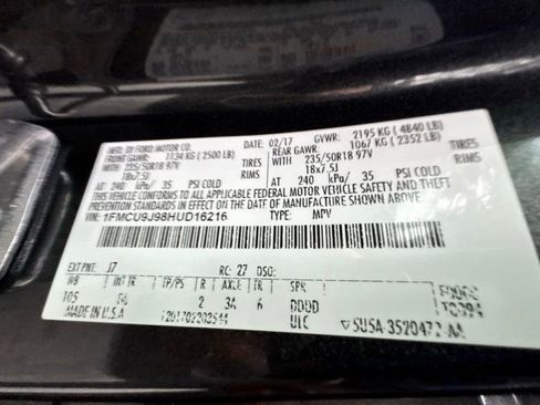 Used 2017 Ford Escape Titanium w/ Equipment Group 301A image 13