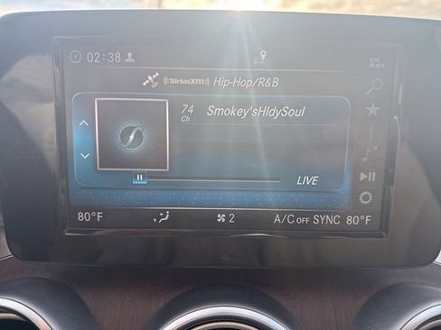 Used 2019 Mercedes-Benz C 300 4MATIC Sedan image 13