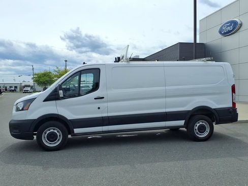 Used 2024 Ford Transit 150 Low Roof RWD image 8